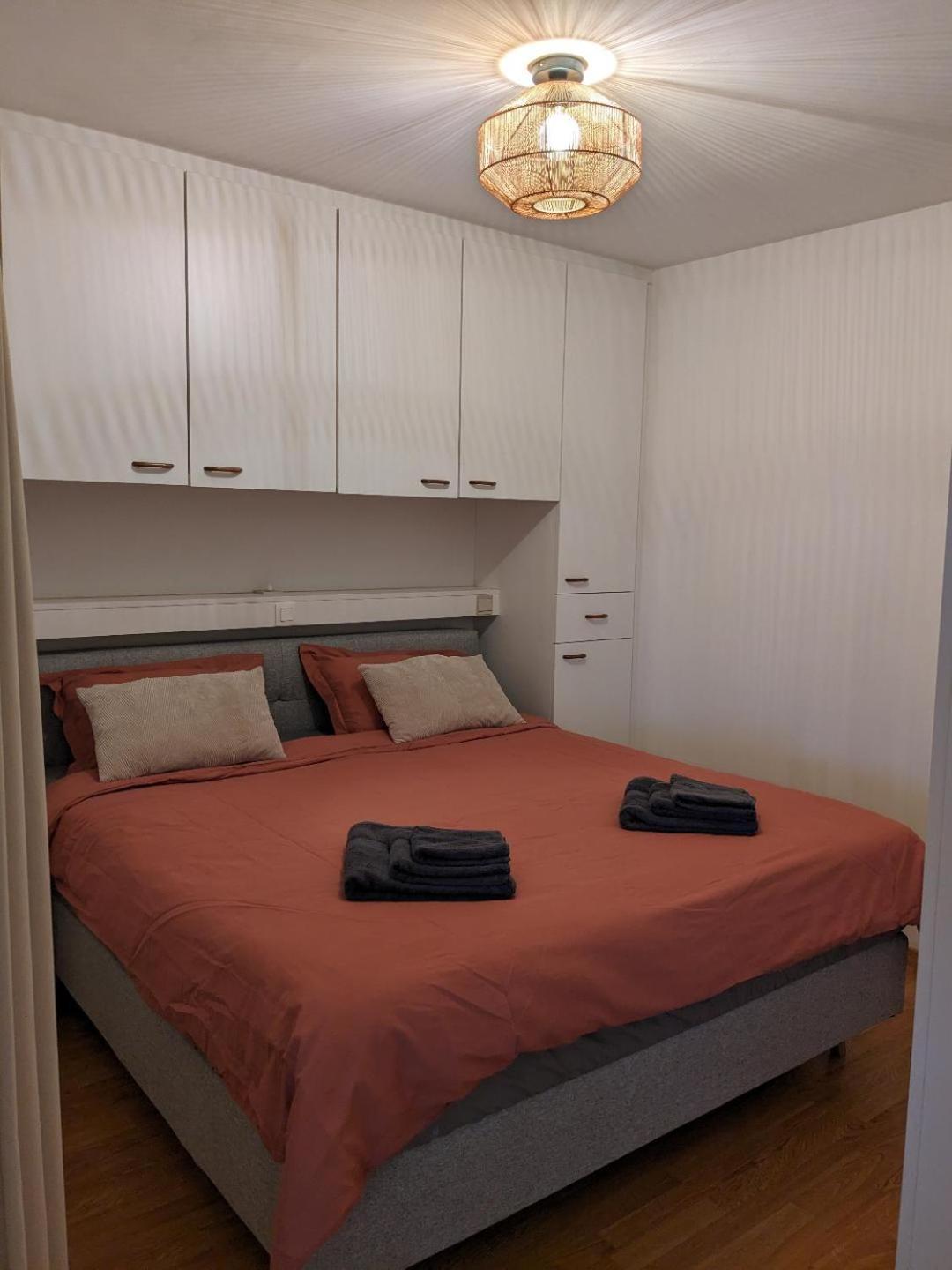 Vista Linda, Leuk Appartement Vlak Bij Zeedijk En Strand Ostende Exterior foto