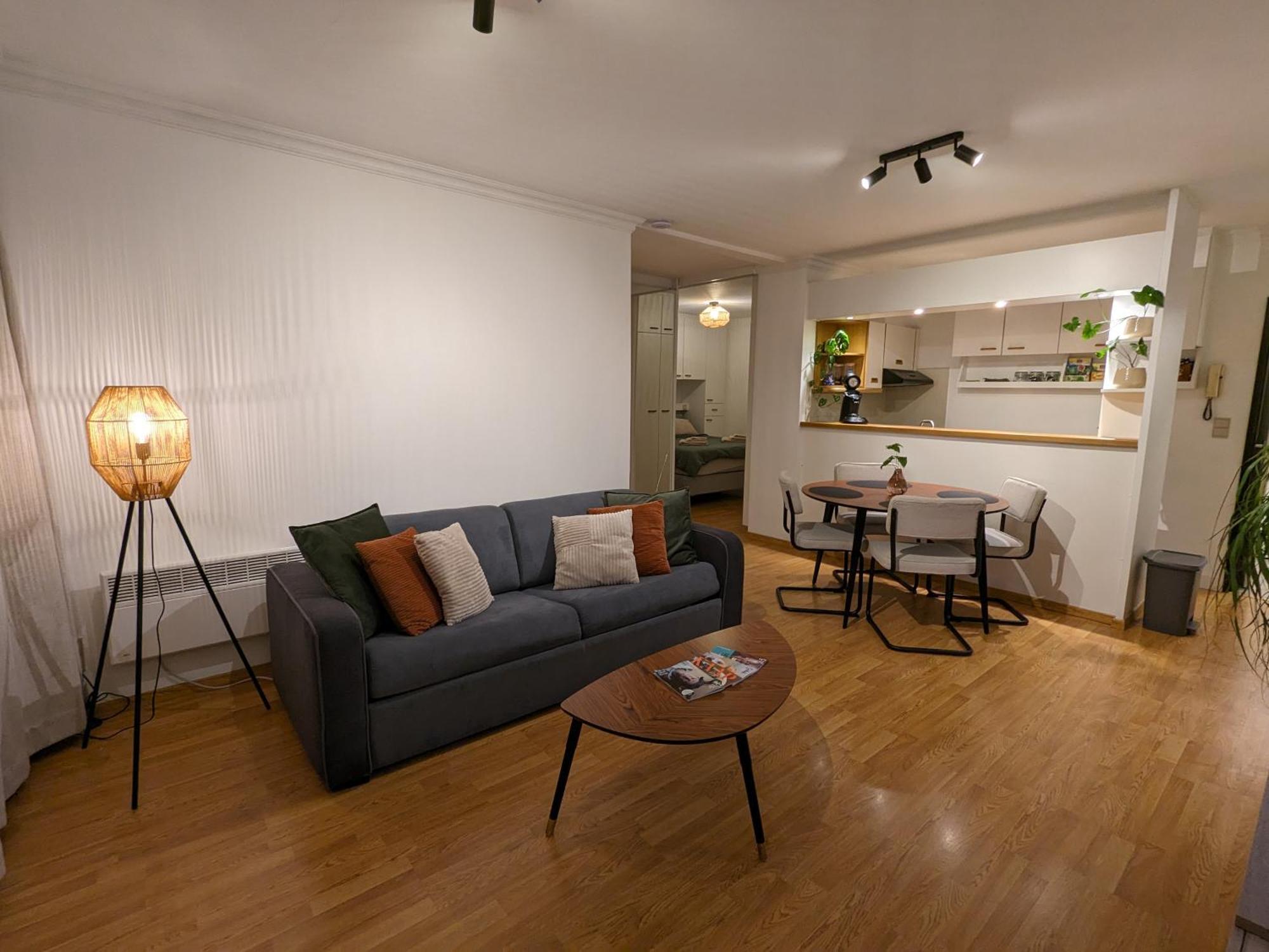 Vista Linda, Leuk Appartement Vlak Bij Zeedijk En Strand Ostende Exterior foto